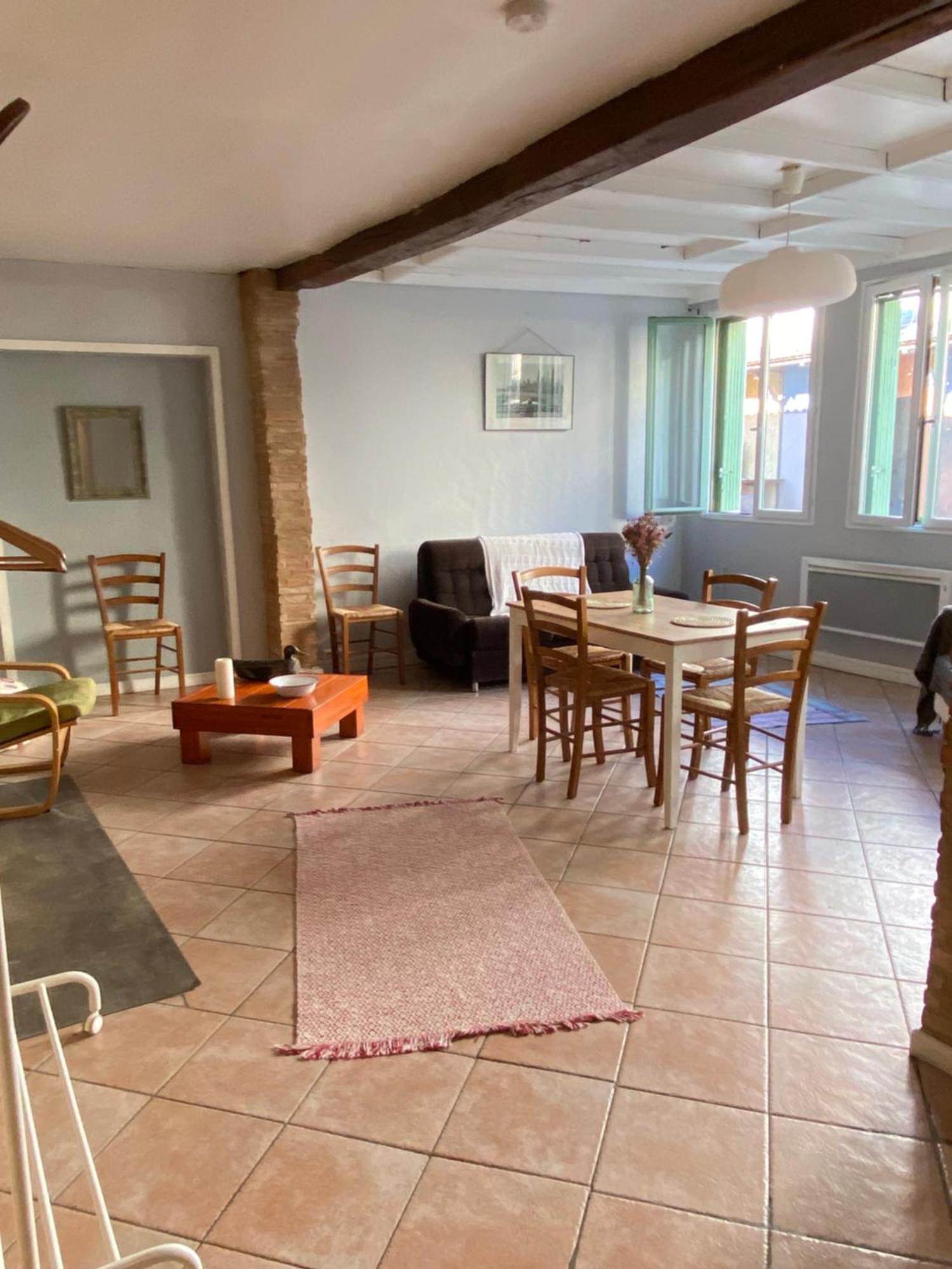 Appartement 3 Pieces Rdc Plein Centre Ville 玛西亚克 外观 照片